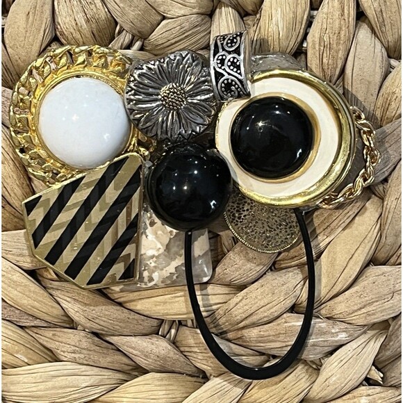 Handmade Brooch Vintage Jewelry Art To Wear Pin Upcycled Victorian Statement - Picture 6 of 10